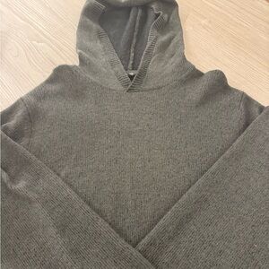 Vince Men’s cashmere hoodie
